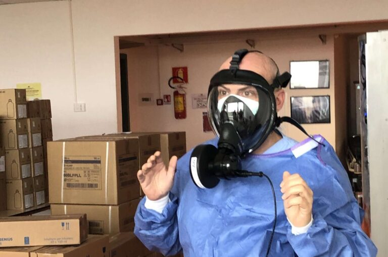 Coronavirus: da oggi mascherine per le squadre territoriali, mancano tute monouso e saturimetri