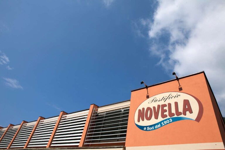 Pastificio Novella, 55 mila euro di donazioni e sostegno economico ai dipendenti
