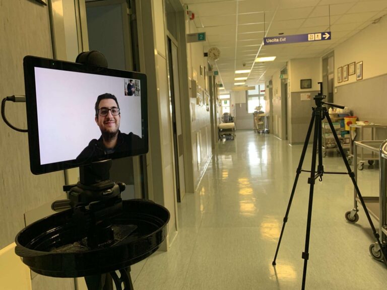 robot iit covid-19 telemedicina videochiamata