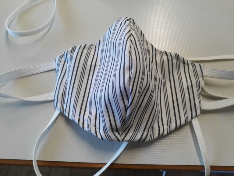 ClicMedicina: «la ricerca dà ragione a Bucci, l’obbligo di mascherina all’aperto è necessario»