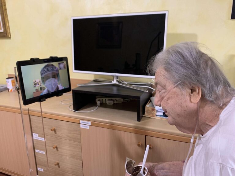 robot iit covid-19 telemedicina videochiamata