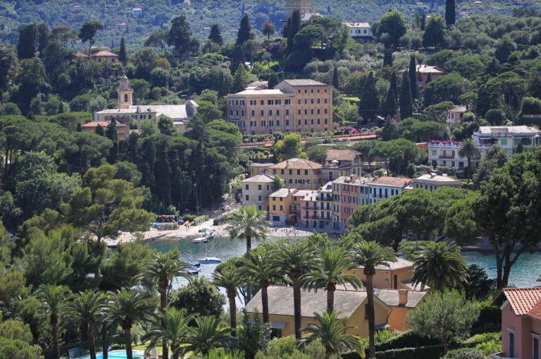 Spiagge libere a Rapallo convenzione con Guardia Costiera Ausiliaria
