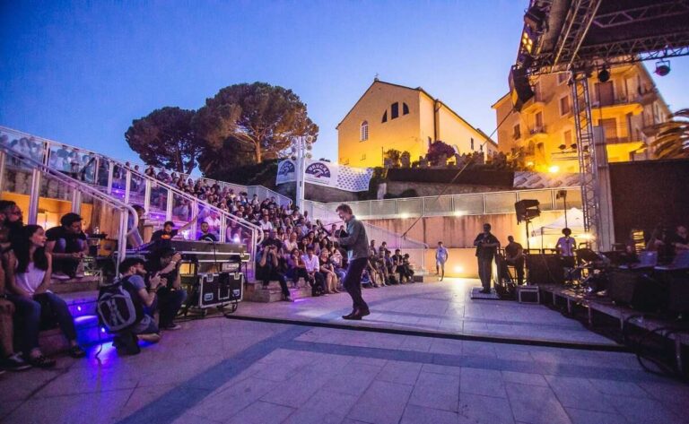 Sestri Levante: aperto l’avviso per la rassegna “Andersen off”