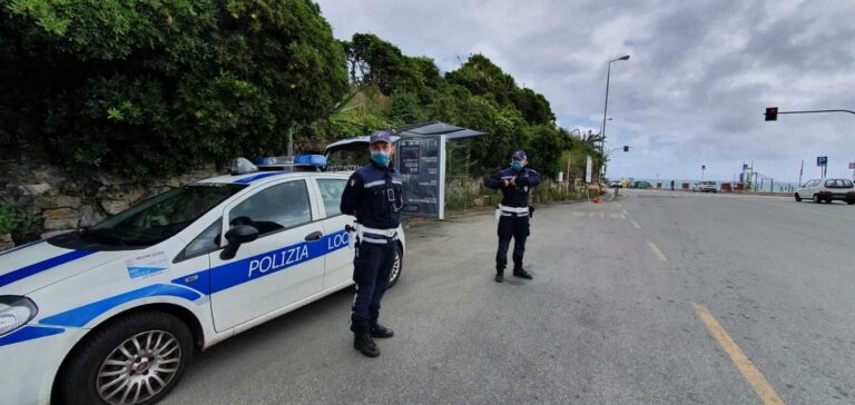 Fase 2, Genova: primo giorno di controlli a tappeto sui bus, una sola sanzione