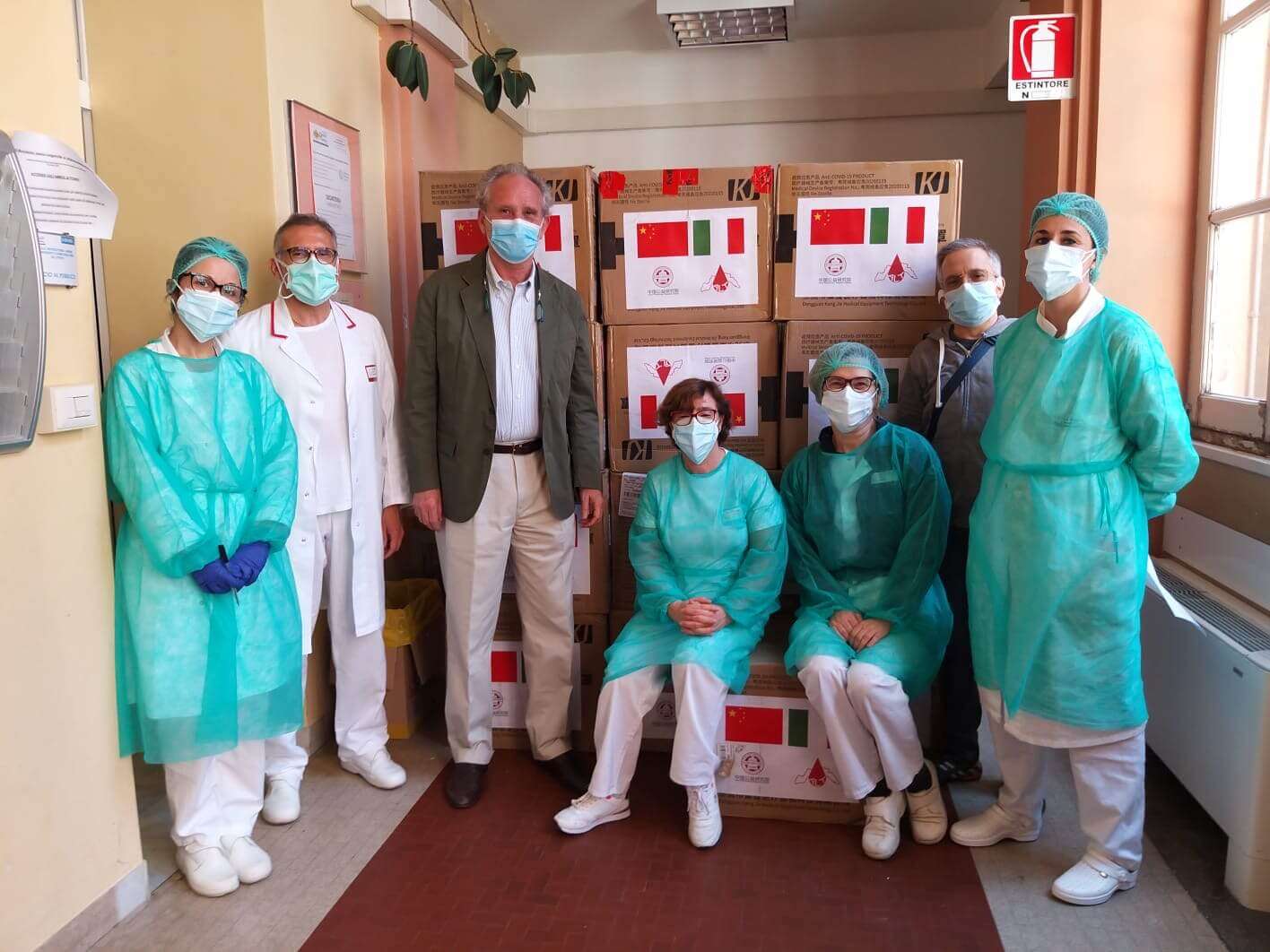 Dall’Università di Pechino 30 mila mascherine chirurgiche per il Galliera e thalassemici liguri Dall’Università di Pechino 30 mila mascherine chirurgiche per il Galliera e thalassemici liguri