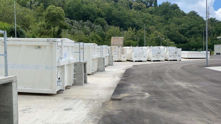 Recco: gli studenti dell’istituto d’arte Barabino decoreranno l’ecocentro Amiu