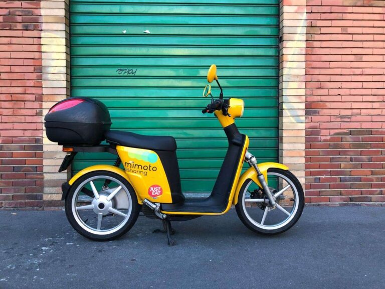 Accordo Just Eat-MiMoto: convenzione per utilizzo scooter elettrici da parte dei rider