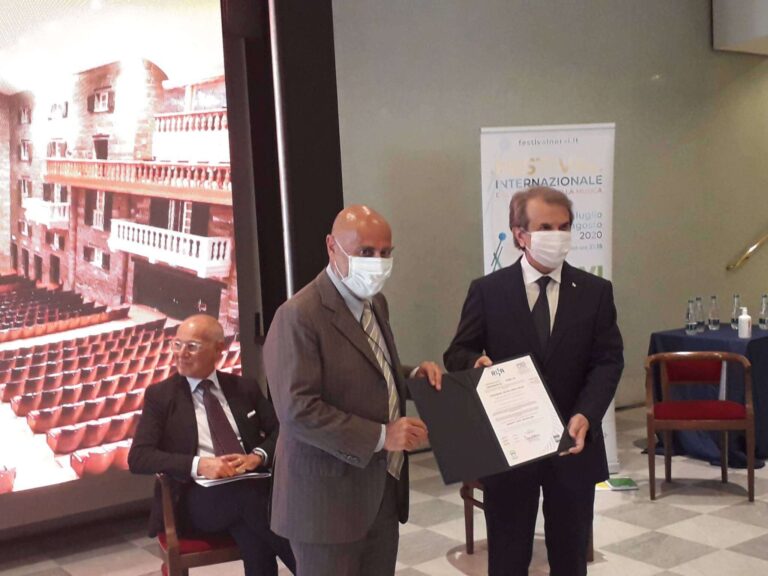 Il Rina lancia la “Biosafety trust certification”, il primo a ottenerla è il Teatro Carlo Felice