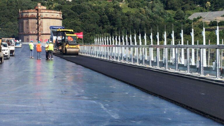 Ponte Genova, iniziati i lavori di asfaltatura