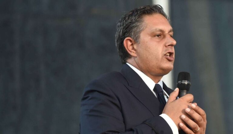 La Cgil chiede un incontro a Toti per strategie di contrasto al dilagare del Covid