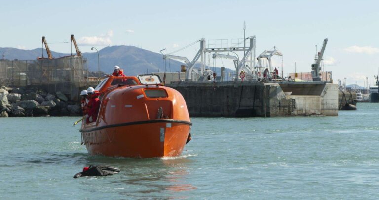 Ripartono i corsi del Centro di formazione marittima di Genova