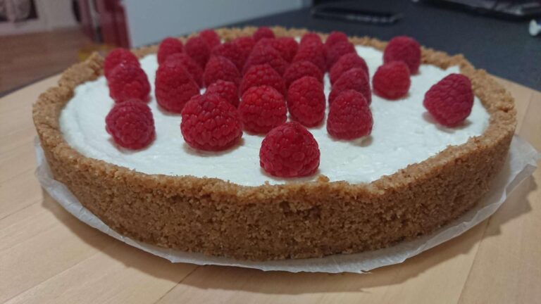 Cheesecake alla prescinseua e frutti di bosco