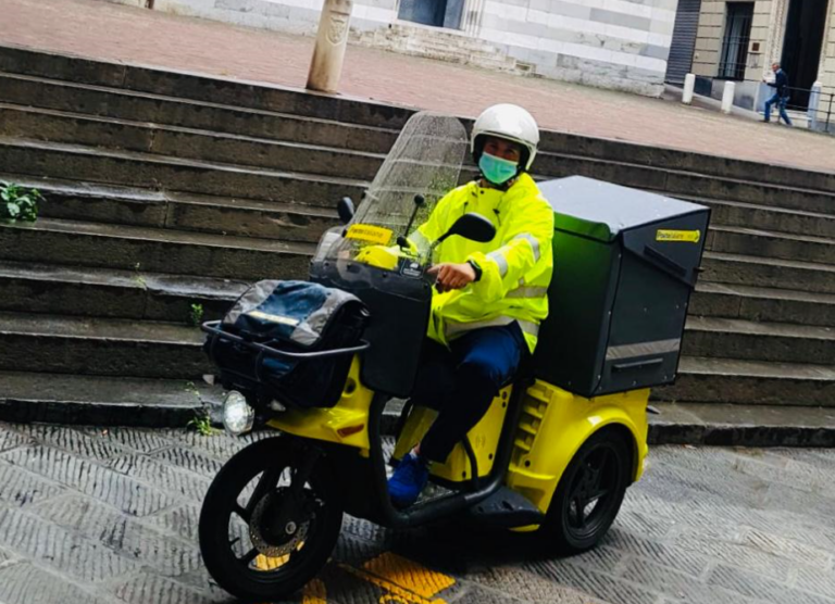Poste Italiane rafforza la flotta di mezzi green a Genova