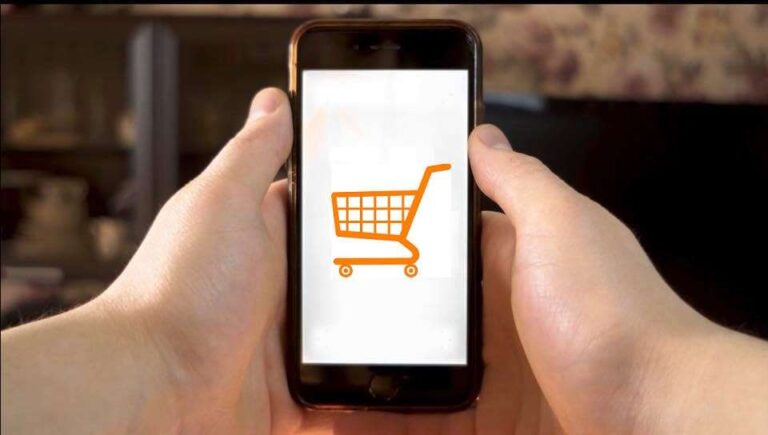 In Liguria boom di negozi online negli ultimi 5 anni, ma il commercio al dettaglio ha perso 1.500 imprese