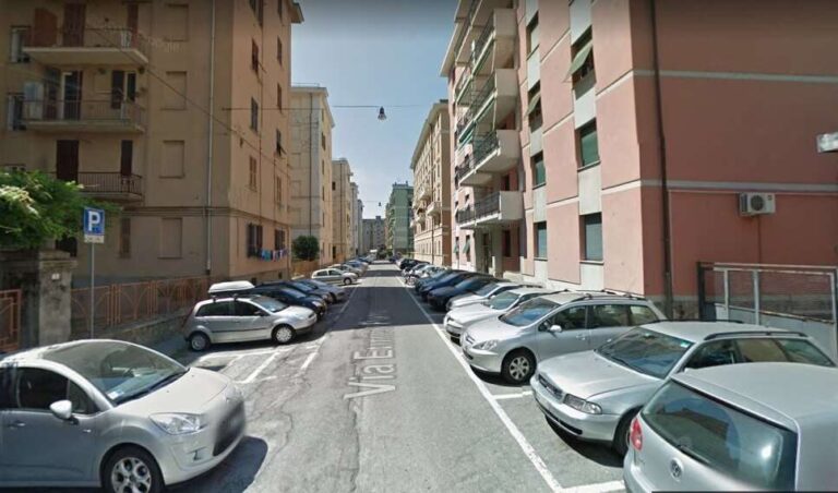 Genova, via Porro riapre al traffico