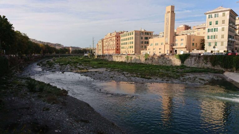 Genova, da domani le esercitazioni della Protezione civile: pronte le sirene di allarme inondazione