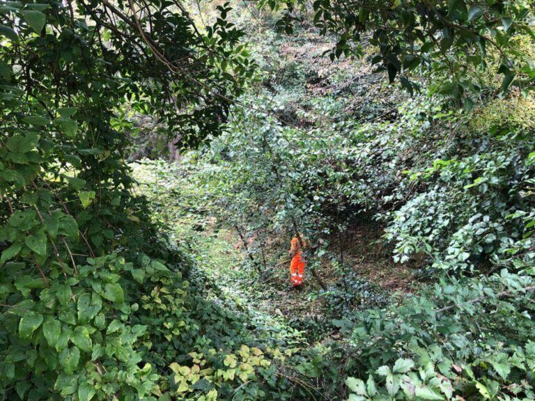 Chiavari: riprende la pulizia dei rivi