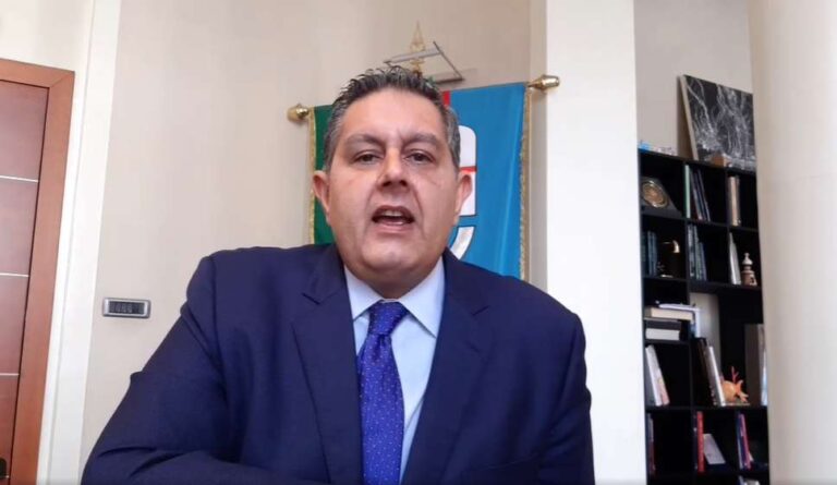 Covid, Toti: «Liguria resta in zona arancione fino al 3 dicembre»