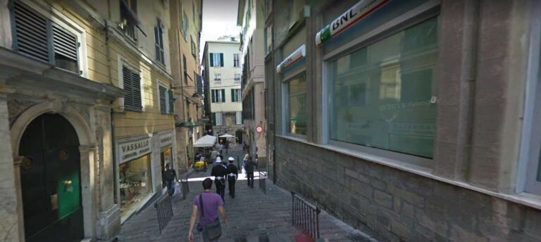 Ordinanza chiusura aree a Genova: comprese anche salita Pollaiuoli, piazza Ferretto e via San Donato