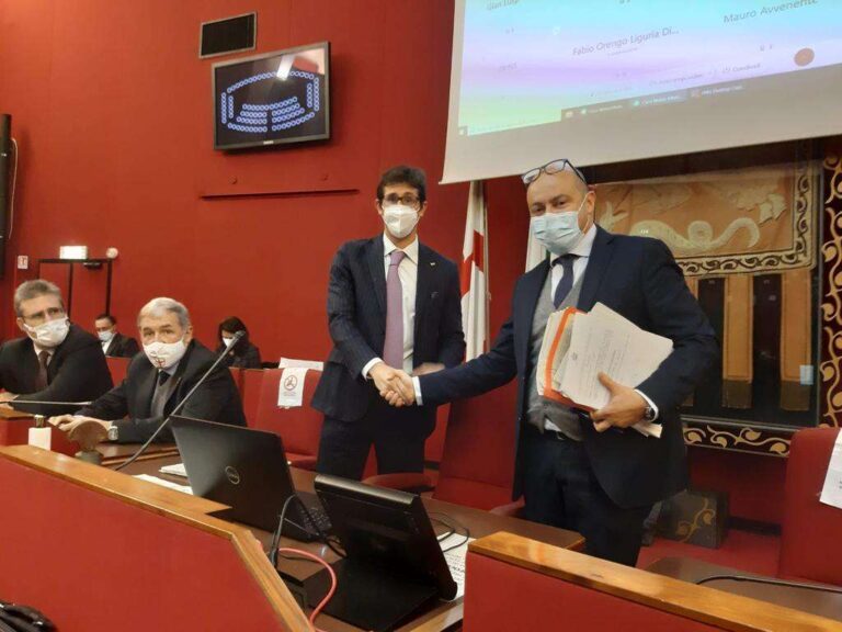 Bertorello nuovo presidente del consiglio comunale di Genova