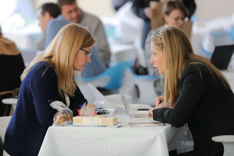 Covid, chi ha diritto alla sospensione dei versamenti tributari e contributivi