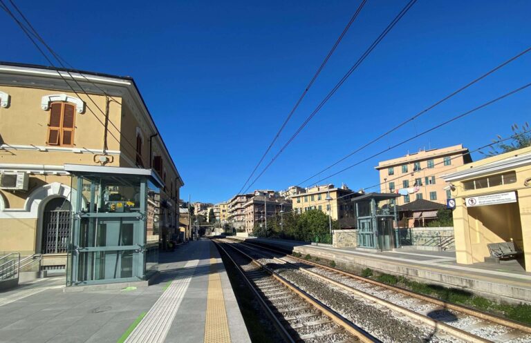 Genova Sturla, due nuovi ascensori alla stazione ferroviaria