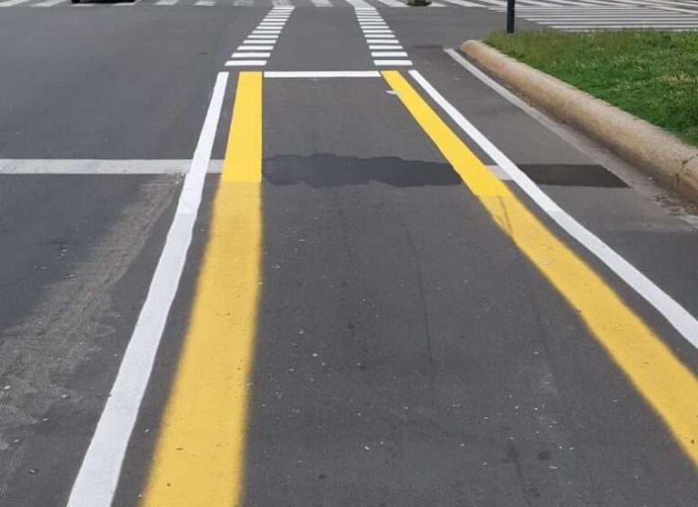 Corso Italia a Genova. Pista ciclabile sospesa sino a tutto il 23 dicembre