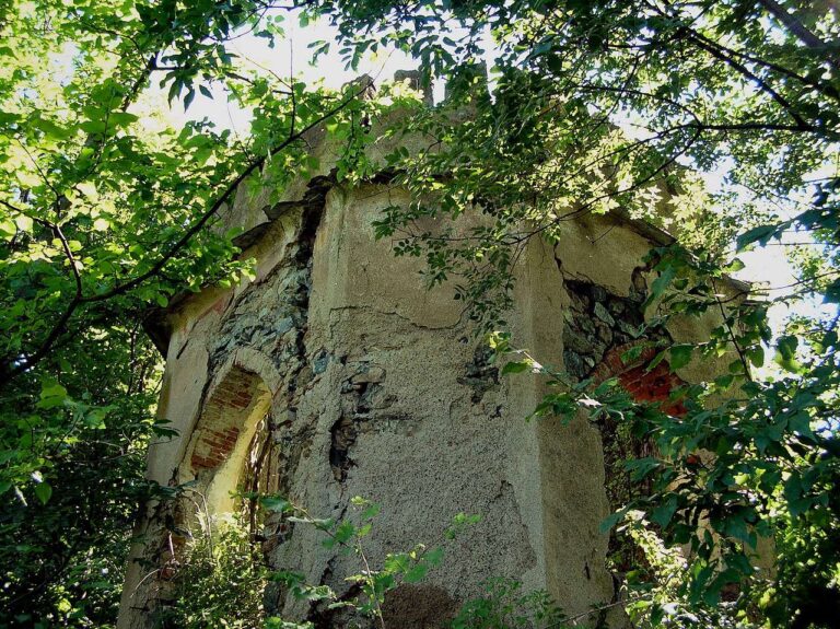 Sestri Ponente, a marzo riapre il sentiero per l’abbazia di Cassinelle