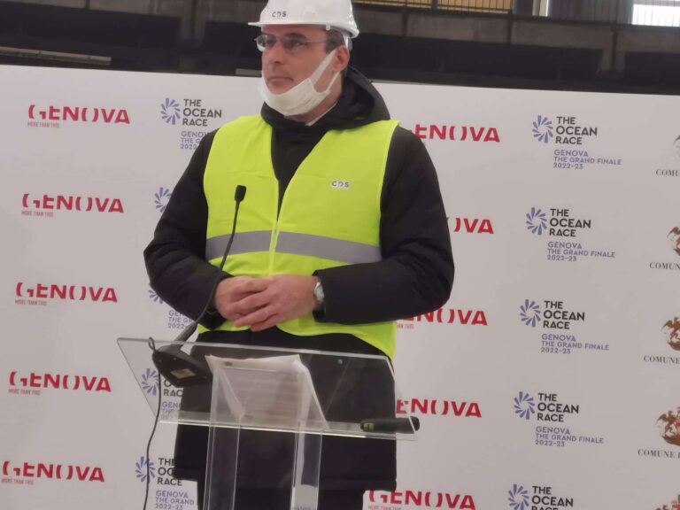 Waterfront di Genova, Piciocchi: «la pista di atletica sarà ricollocata nel Padiglione Blu»