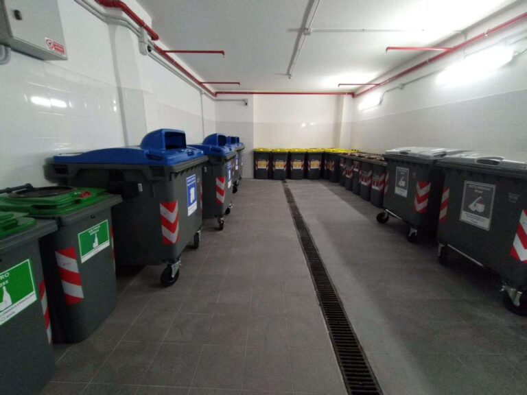 interno ecopunto Daste raccolta differenziata