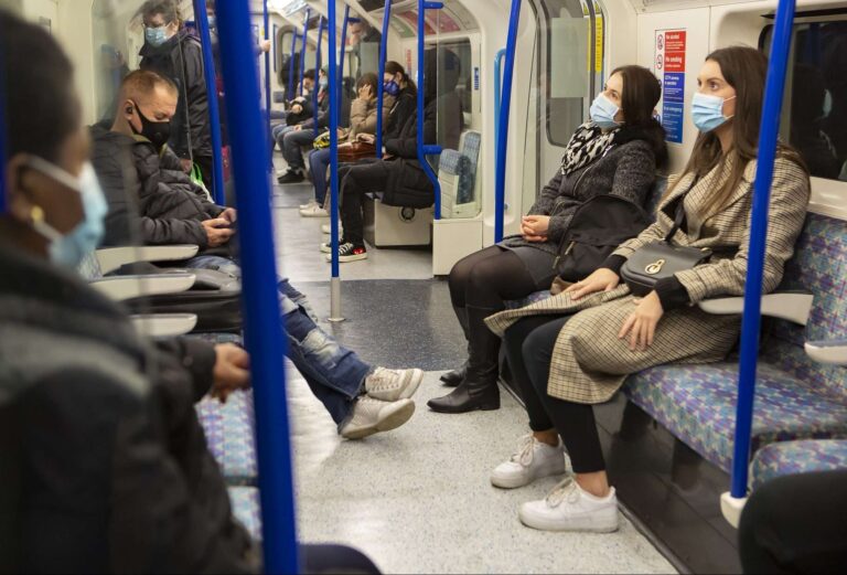 Covid, Toti: «Dal 26 aprile la Liguria torna in fascia gialla»