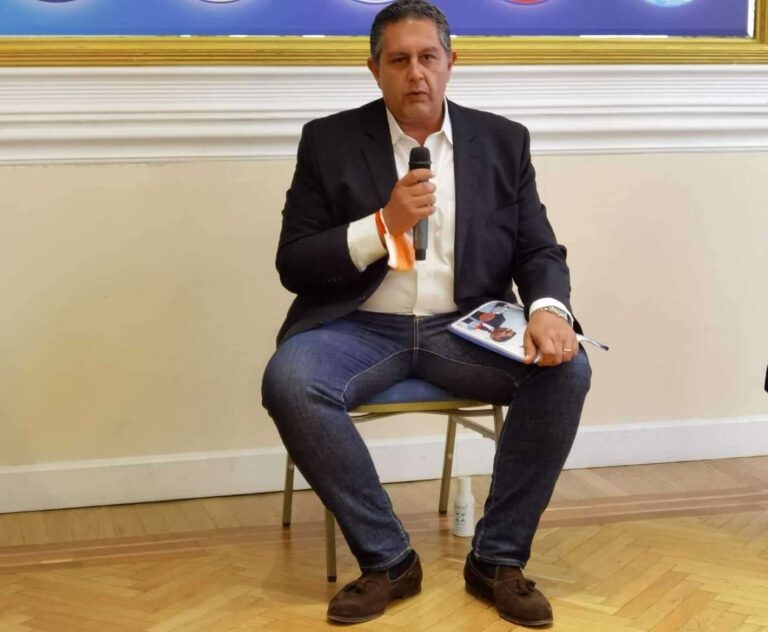 Covid, Toti: «incoerente tenere chiuse scuole in zona gialla e aprirle in zona arancione»