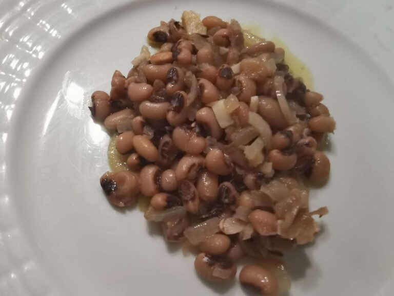 Fagioli all’acciugata