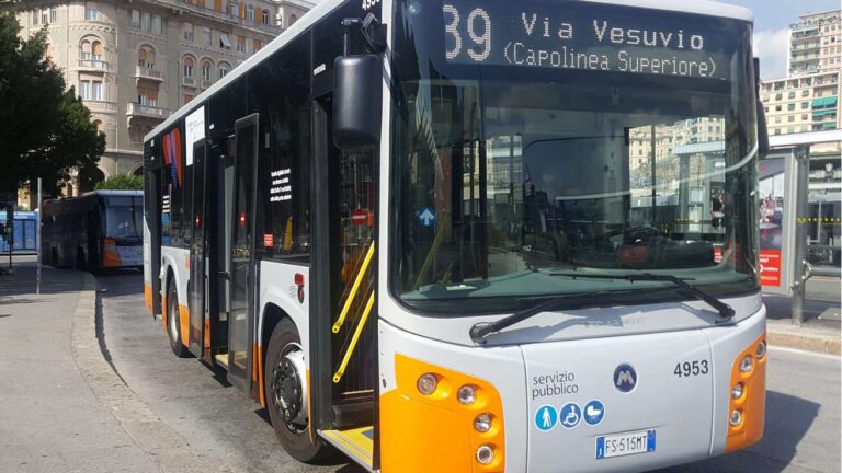 Amt cerca autisti bus