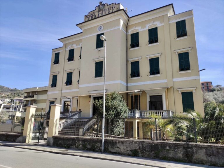 Chiavari, lavori alla scuola Sampierdicanne: 5 classi trasferite al Gianelli