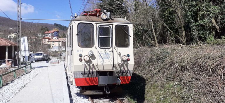 Ferrovia Genova-Casella, dal 29 marzo torna in funzione la fermata di Crocetta d’Orero