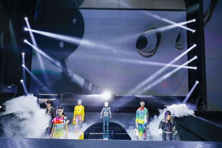 Istituto Italiano di Tecnologia e Dolce_Gabbana Sfilata Donna Autunno-Inverno 2021_22 _16952