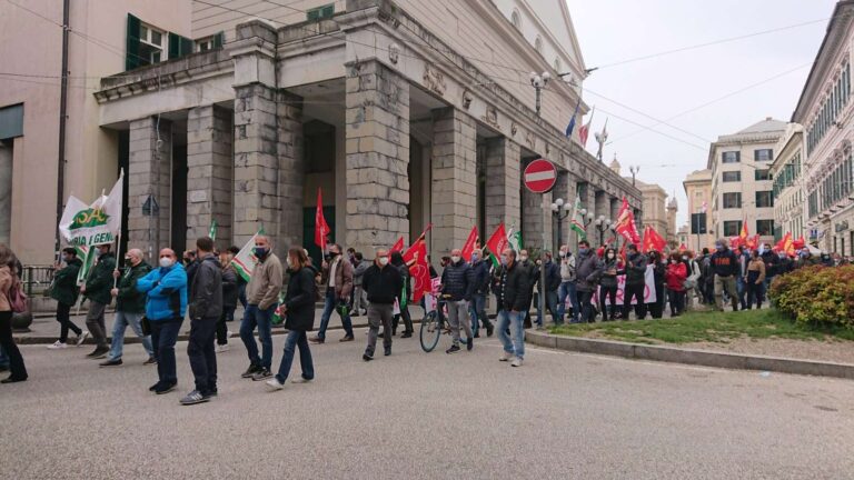 Leonardo, Genova: l’8/6 sciopero anche negli appalti di ristorazione, pulizie e movimentazione