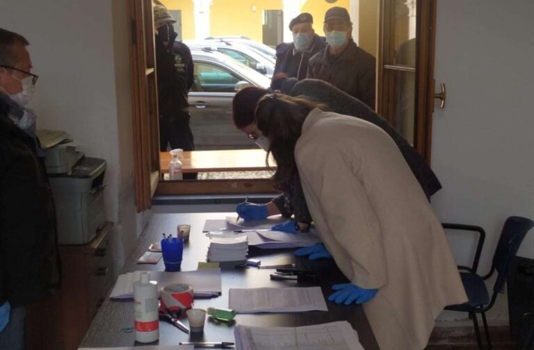 Albenga: iniziata la distribuzione dei buoni spesa