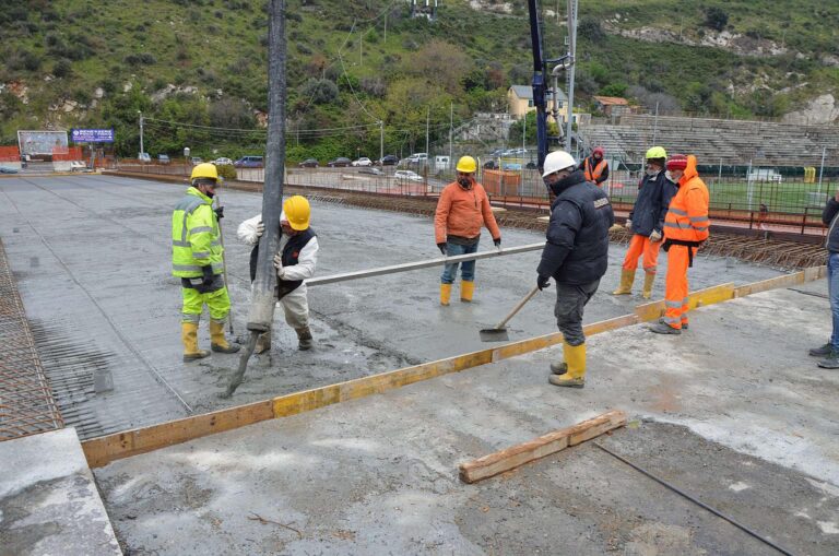 Genova, iniziato il getto della soletta del ponte Don Acciai