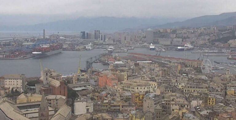 A Genova navi sempre più grandi, Signorini: «Ordinanza chiave per la competitività portuale»