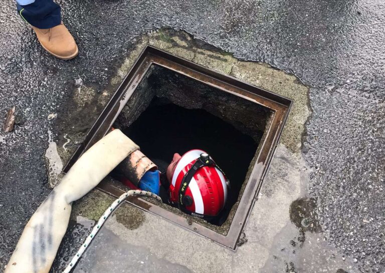 Albenga, partita la disostruzione di un canale sotterraneo