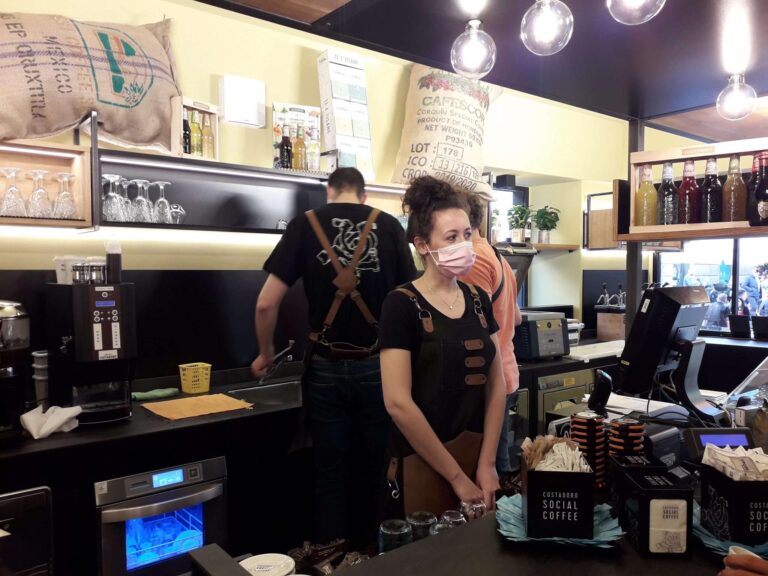 costadoro social coffee, bar, barista