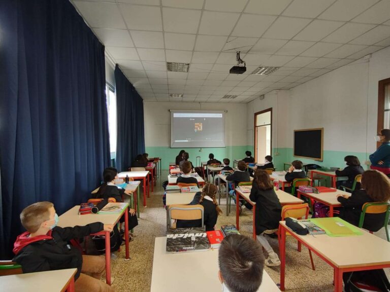 Pnrr, edilizia scolastica: ok alla riqualificazione di 20 istituti liguri per 21,4 milioni di euro