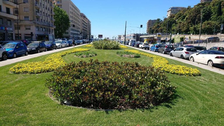 Genova: partito il restyling dell’ultimo lotto delle aiuole della Foce