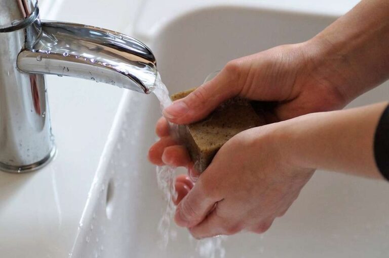 washing-hands-4940164_960_720