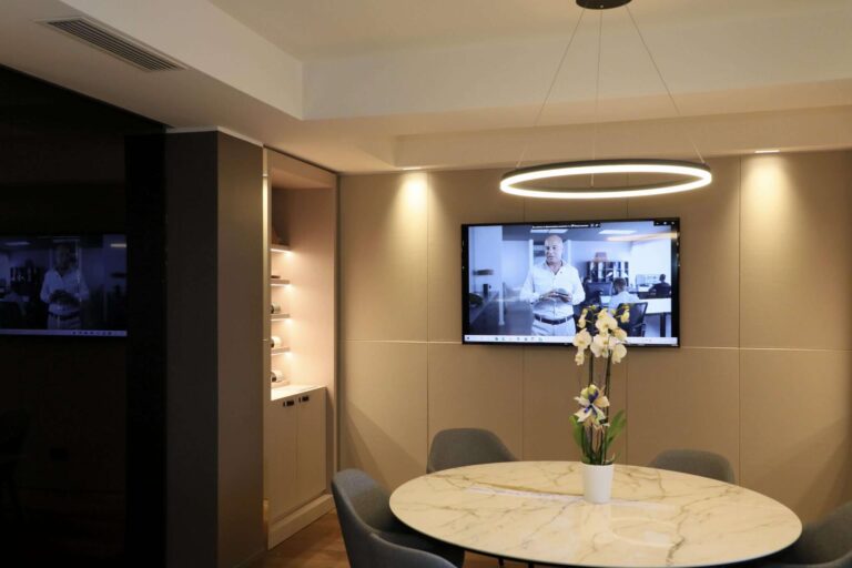 nautica yacht invictus capoforte store bertelli