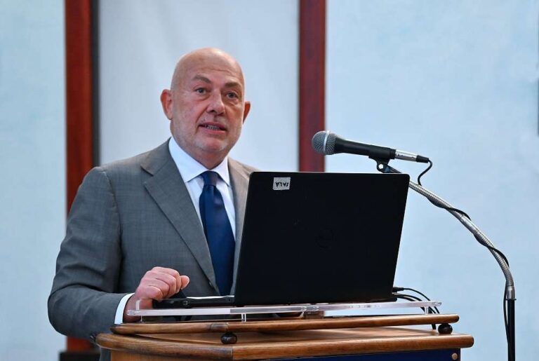 Confindustria, per la presidenza in gara Garrone e Orsini, fuori Gozzi