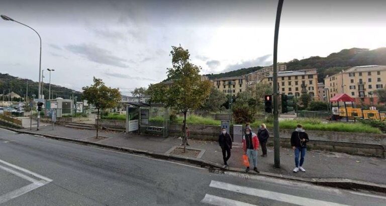 Genova, in vigore l’ordinanza anti alcol per i giardini Cavagnaro a Staglieno