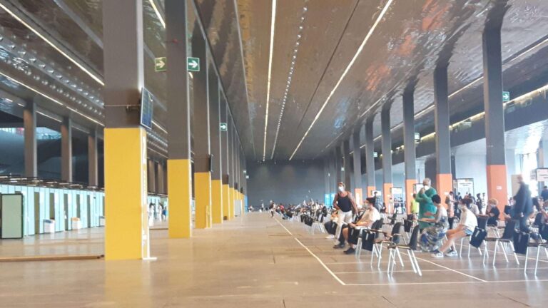 Covid, in Liguria il 75% degli over 12 ha ricevuto almeno una dose di vaccino